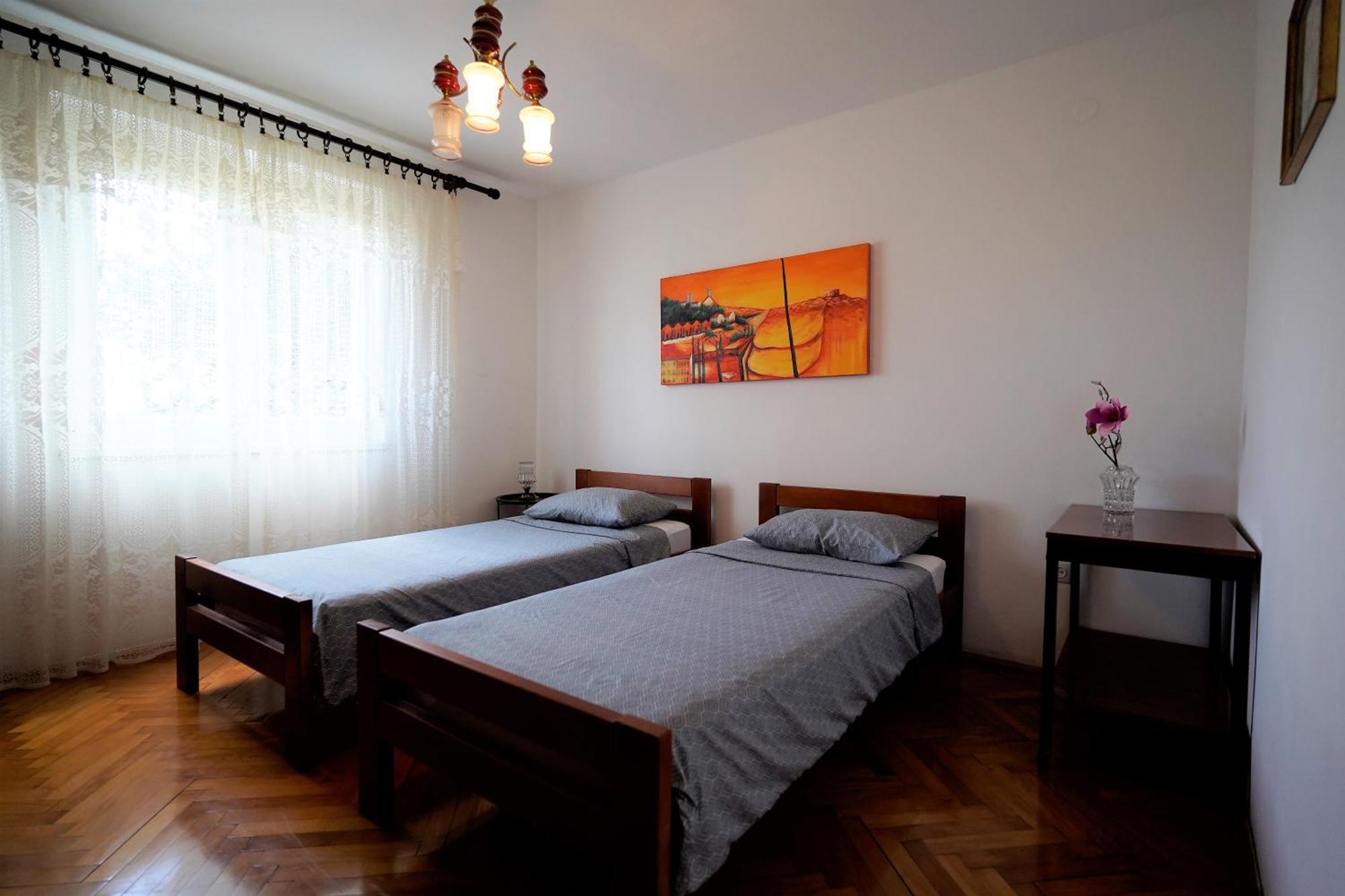Nada 5 - Apartman S Pogledom Na More Pula Exterior foto