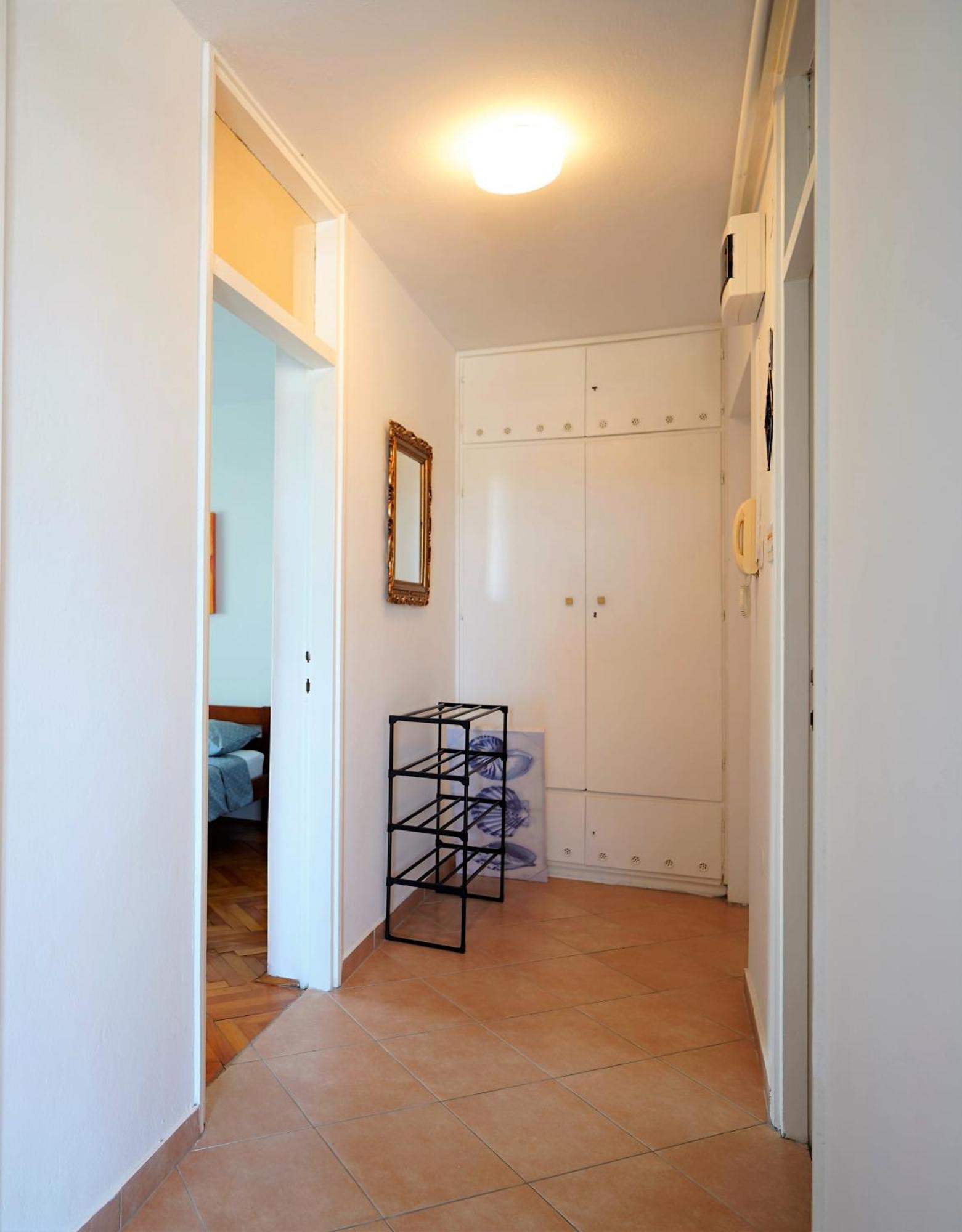 Nada 5 - Apartman S Pogledom Na More Pula Exterior foto